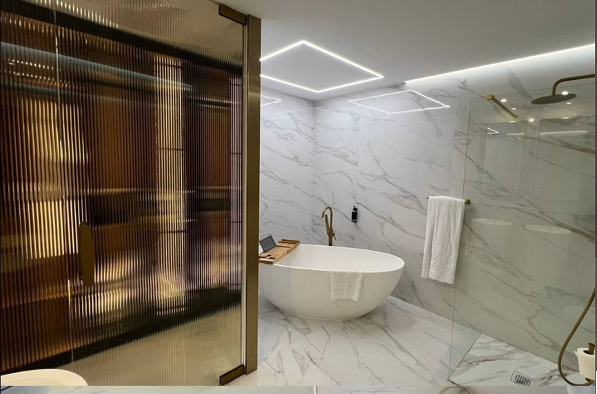 Hotel con jacuzzi en Yernes y Tameza