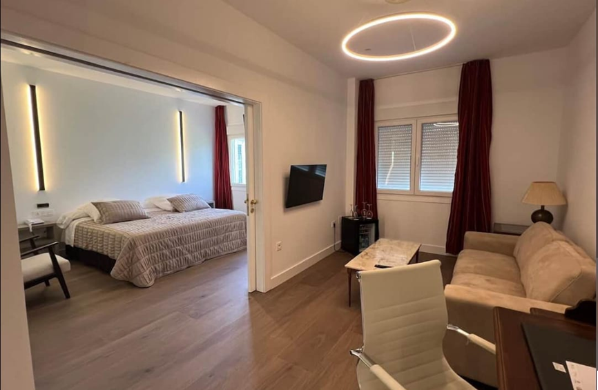 Hotel económico en Yernes y Tameza